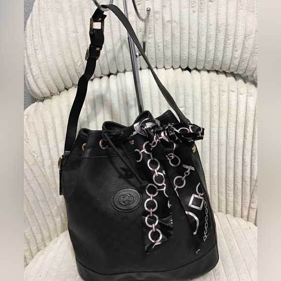 Gucci Handbags - Gucci bags